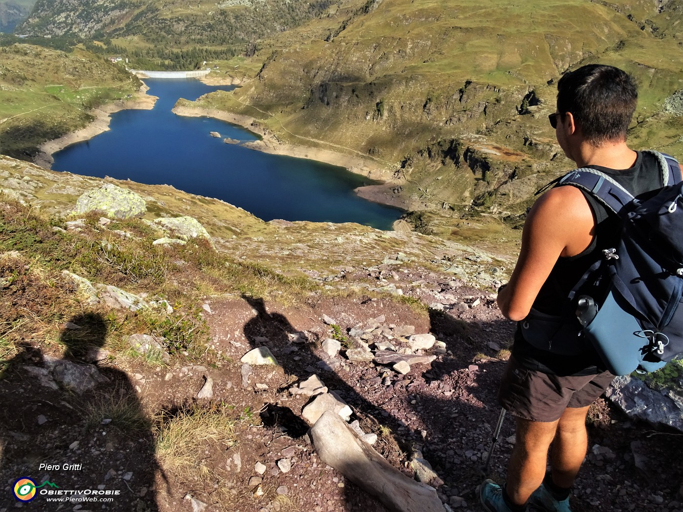 37 Laghi Gemelli dalla Cima di Mezzeno.JPG